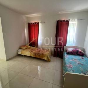 Kostrena, samostojeća kuća, pogled na more