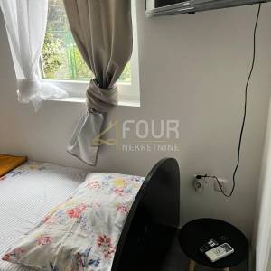 Kostrena, samostojeća kuća, pogled na more