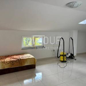 Kostrena, samostojeća kuća, pogled na more