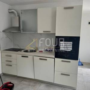 Kostrena, samostojeća kuća, pogled na more