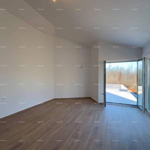 KOŽLJANI - Moderna kuća s bazenom. Blizu šume, 15 min do mora