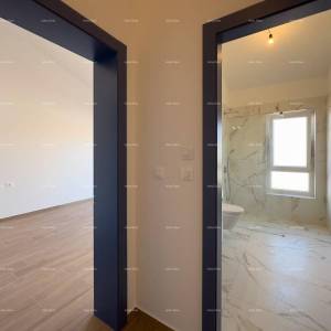 KOŽLJANI - Moderna kuća s bazenom. Blizu šume, 15 min do mora