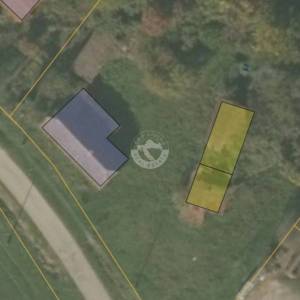 Križ, imanje 12200 m2 sa objektima i priključcima (neaktivnim)