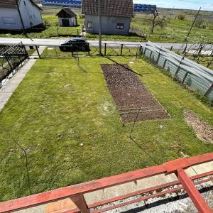 Križ , stan 100 m2, stan - prostor 50 m2, u kući