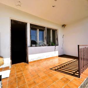 Križ , stan 100 m2, stan - prostor 50 m2, u kući