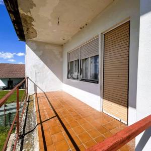 Križ , stan 100 m2, stan - prostor 50 m2, u kući