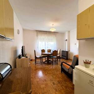 Križ , stan 100 m2, stan - prostor 50 m2, u kući