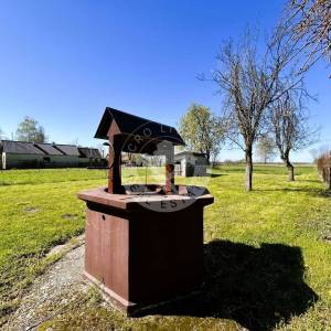 Križ, Vezišće, kuća 30 m2 - uporabna+energetski, zemljište 1104 m2, 26.000 eur