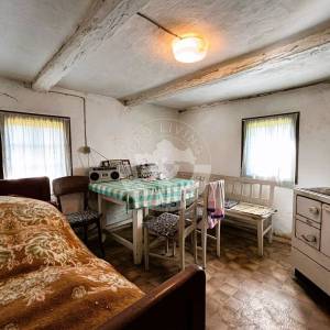 Križ, Vezišće, kuća 30 m2 - uporabna+energetski, zemljište 1104 m2, 26.000 eur