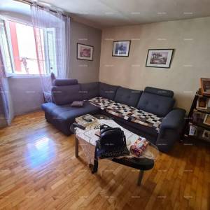 Kuća, centar Buja, 106 m²