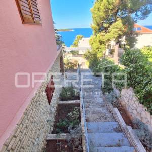 Kuća na atraktivnoj lokaciji s pogledom na more- Primošten