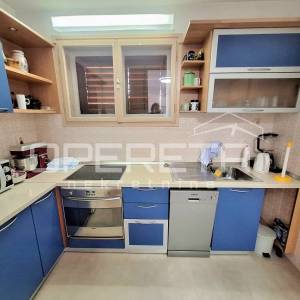 Kuća na atraktivnoj lokaciji s pogledom na more- Primošten