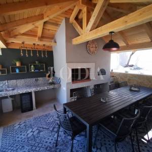 Kuća na idiličnoj lokaciji 