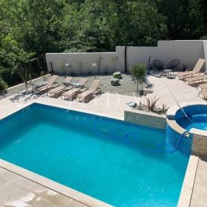 Kuća na idiličnoj lokaciji 