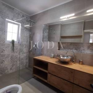 Kuća na idiličnoj lokaciji 