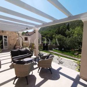 Kuća na idiličnoj lokaciji 