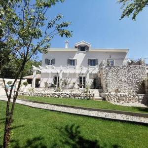 Kuća na idiličnoj lokaciji 