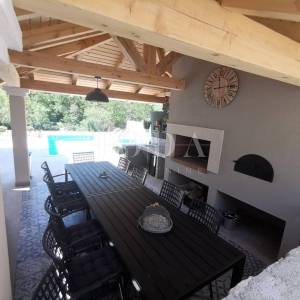 Kuća na idiličnoj lokaciji 