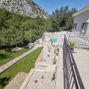 Kuća na idiličnoj lokaciji 