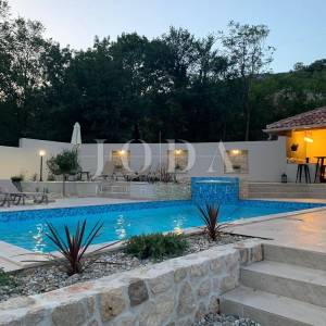 Kuća na idiličnoj lokaciji 