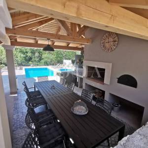 Kuća na idiličnoj lokaciji 