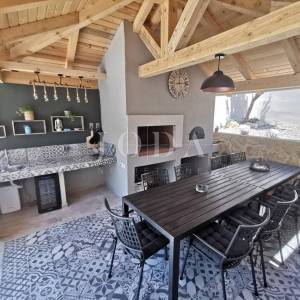 Kuća na idiličnoj lokaciji 