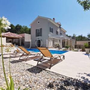 Kuća na idiličnoj lokaciji 