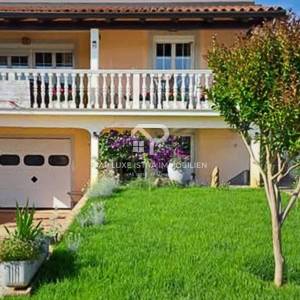 Kuća na prodaju Umag Materada 140m2 s okućnicom