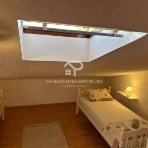 Kuća na prodaju Umag Materada 140m2 s okućnicom