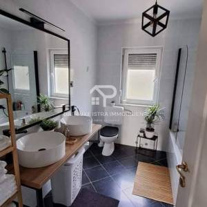 Kuća na prodaju Umag Materada 140m2 s okućnicom