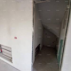 Kuća s bazenom i pogledom na more, Kaštelir