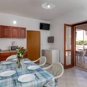 Kuća s bazenom u Lapadu