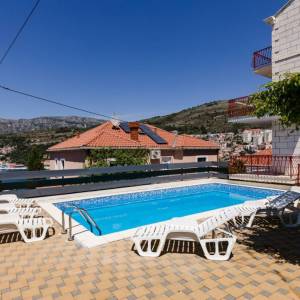 Kuća s bazenom u Lapadu