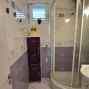 Kuća s pogledom na more u Ravni