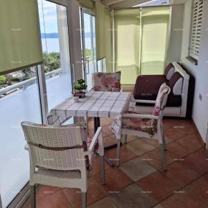 Kuća s pogledom na more u Ravni