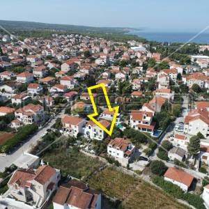 Kuća sa očaravajućim pogledom na more, 200 m2, Supetar, Brač