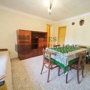 KUĆA SA RUŠEVINOM U MIRNOM DIJELU PELJEŠCA