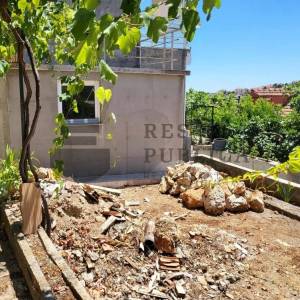 KUĆA U IZGRADNJI U GRUŽU