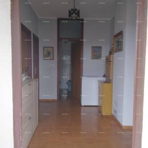 Kuća u Marčani sa velikom parcelom.