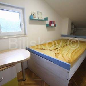 Kučine prodaja trosoban stan 108 m2, parking 16 m2, 2. kat