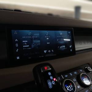 Land Rover Defender 110 X-DYNAMIC S 3.0D 250HP MHEV AWD A8