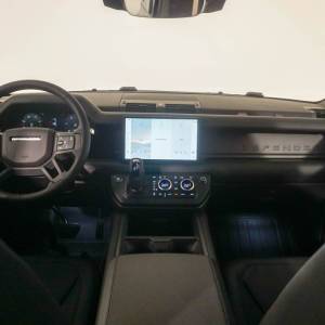 Land Rover Defender 110 X-DYNM SE 3.0 250HP AWD A8