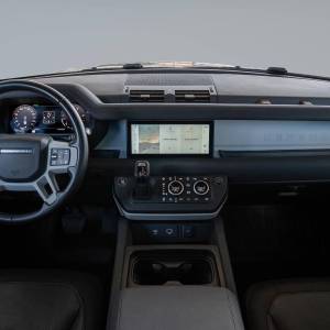 Land Rover Defender 110 X-DYN SE 3.0 250 AWD