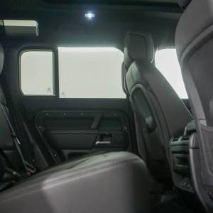 Land Rover Defender 110 X-DYNM SE 3.0 250HP AWD A8