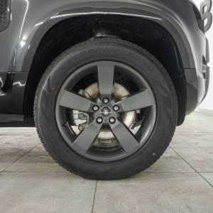 Land Rover Defender 110 X-DYNM SE 3.0 250HP AWD A8