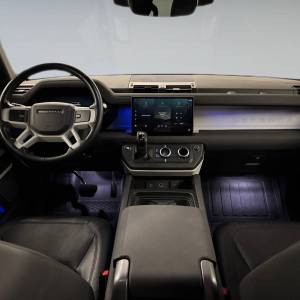 Land Rover Defender 3.0 AWD MHEV 