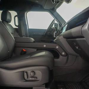 Land Rover Defender 3.0 X-DYN SE