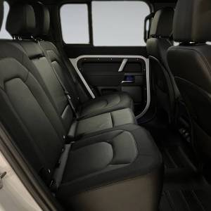 Land Rover Defender X-Dyn SE 3.0d MHEV AWD - 3 godine jamstva