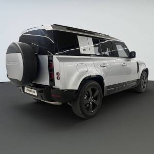 Land Rover Defender X-Dyn SE 3.0d MHEV AWD