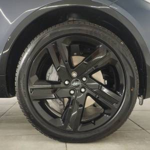 Land Rover Discovery DYNM SE 3.0D I6 250HP AWD A8